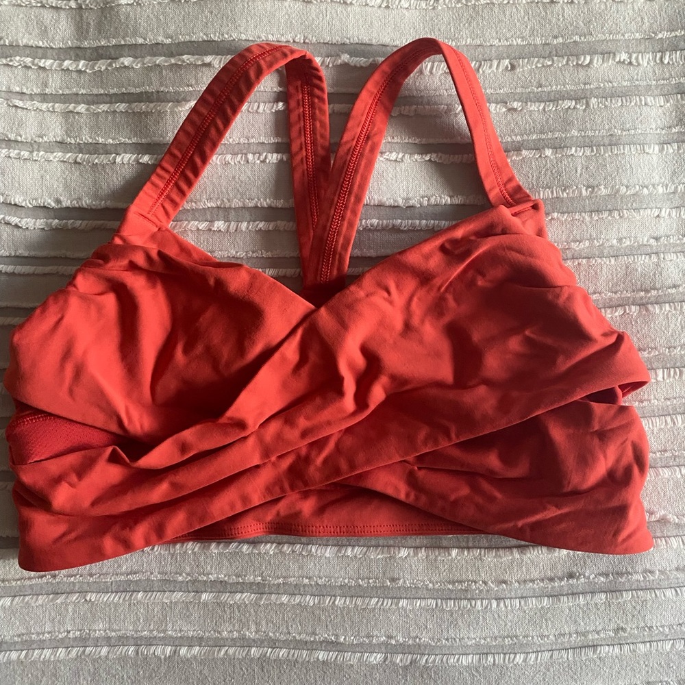 Lululemon sports bra lightly worn